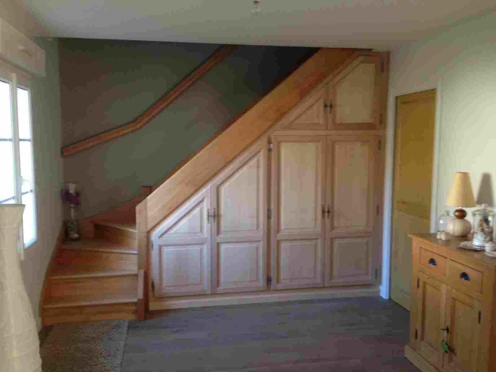 Saint-Etienne-Roilaye escalier bois sur mesure